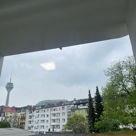 Cozy Apartment City Nightlife Düsseldorf Extérieur photo